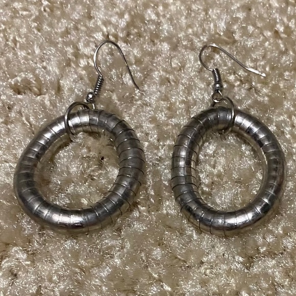 Contour Earrings - Picture 1 of 1